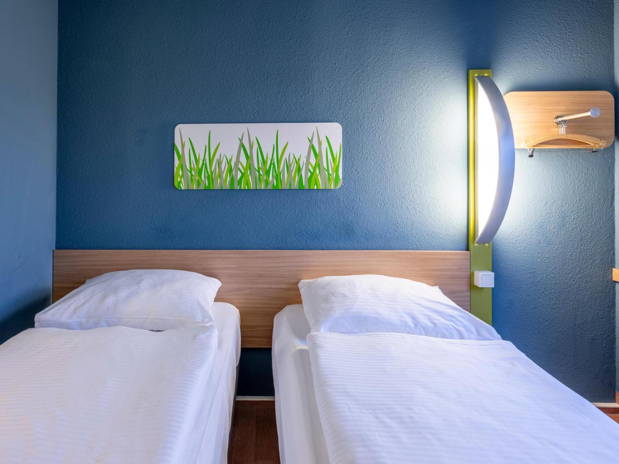 B&B Hotel Giessen-Linden Linden  外观 照片